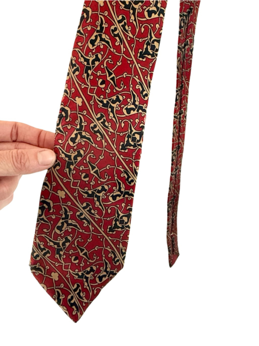 Metropolitan Museum of Art Silk Tie Red Gold Vintage Scroll